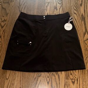 Chicos Zynergy Ladies Golf Skort. Size 2 in Chicos.  Size 14.